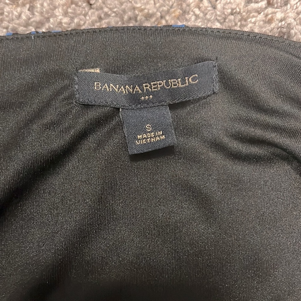 Banana Republic strapless dress, blue, black, cinched waste, small. - Picture 5 of 9